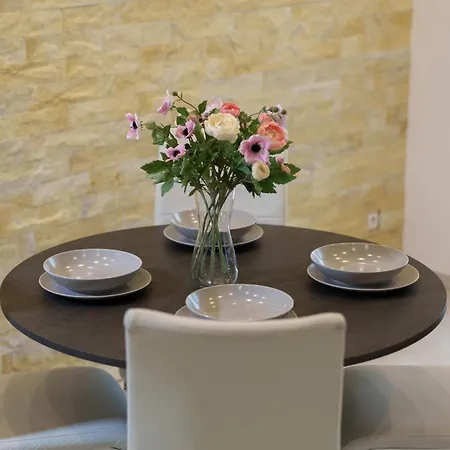 Luxury With Sauna - 185 M2 Apartman Kassa