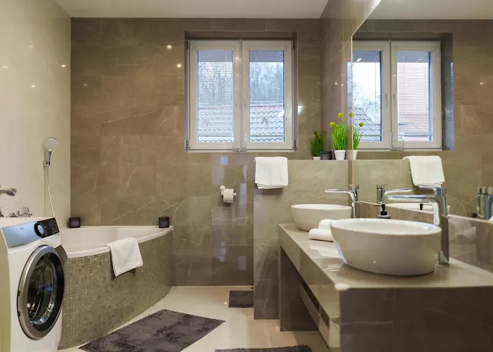 Apartmán Luxury With Sauna - 185 M2 *