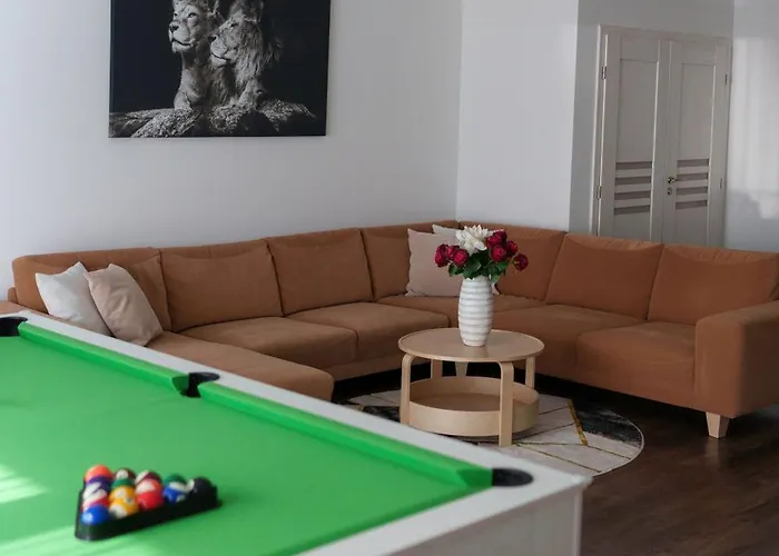 Luxury With Sauna - 185 M2